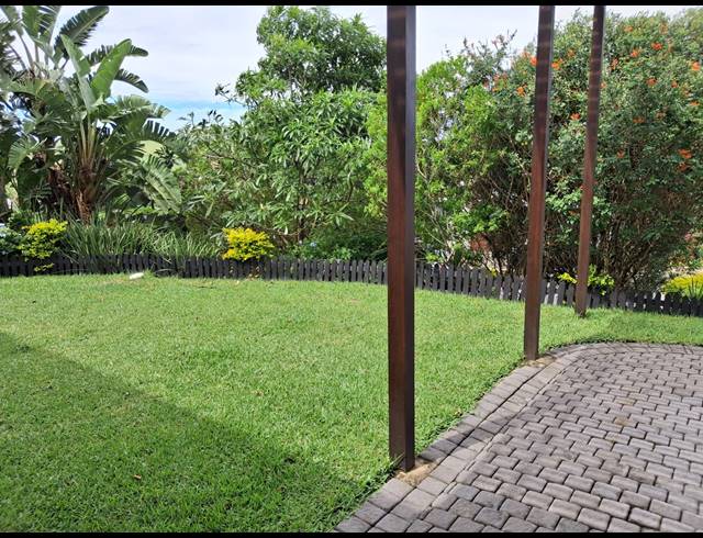 4 BEDROOM HOUSE FOR SALE IN PALM LAKES ESTATE